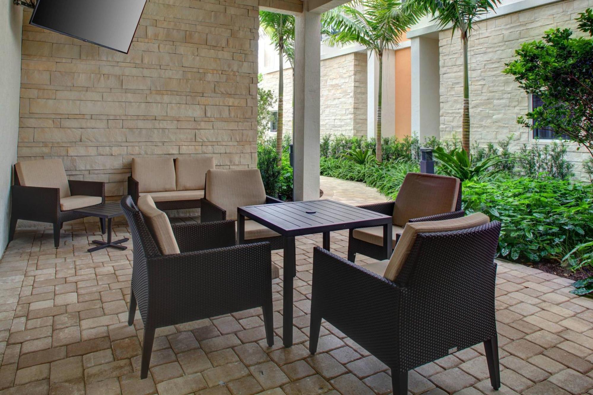 Residence Inn Fort Lauderdale Coconut Kültér fotó